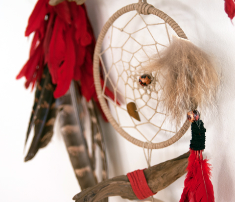 A Paper Twine Dreamcatcher by Linda Barabé